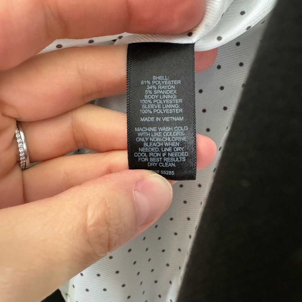 Express Blazer - Picture 5 of 5